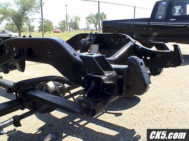 Front_body_mnt_sml