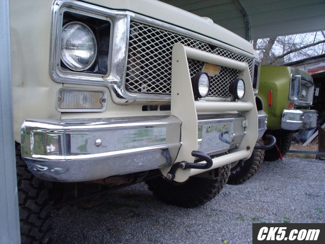 Front_hooks_small