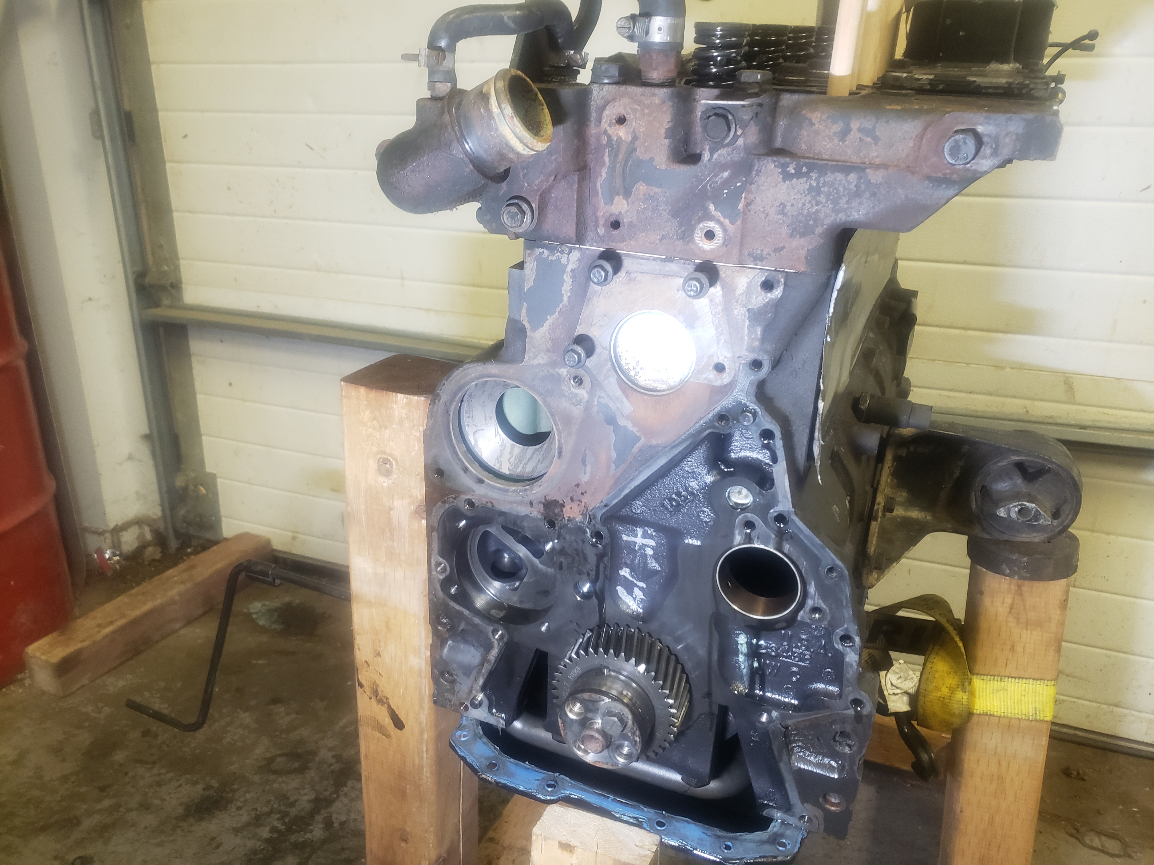 Gear case off