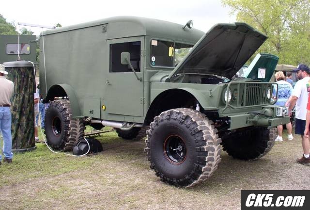 I WANT THIS TRUCK