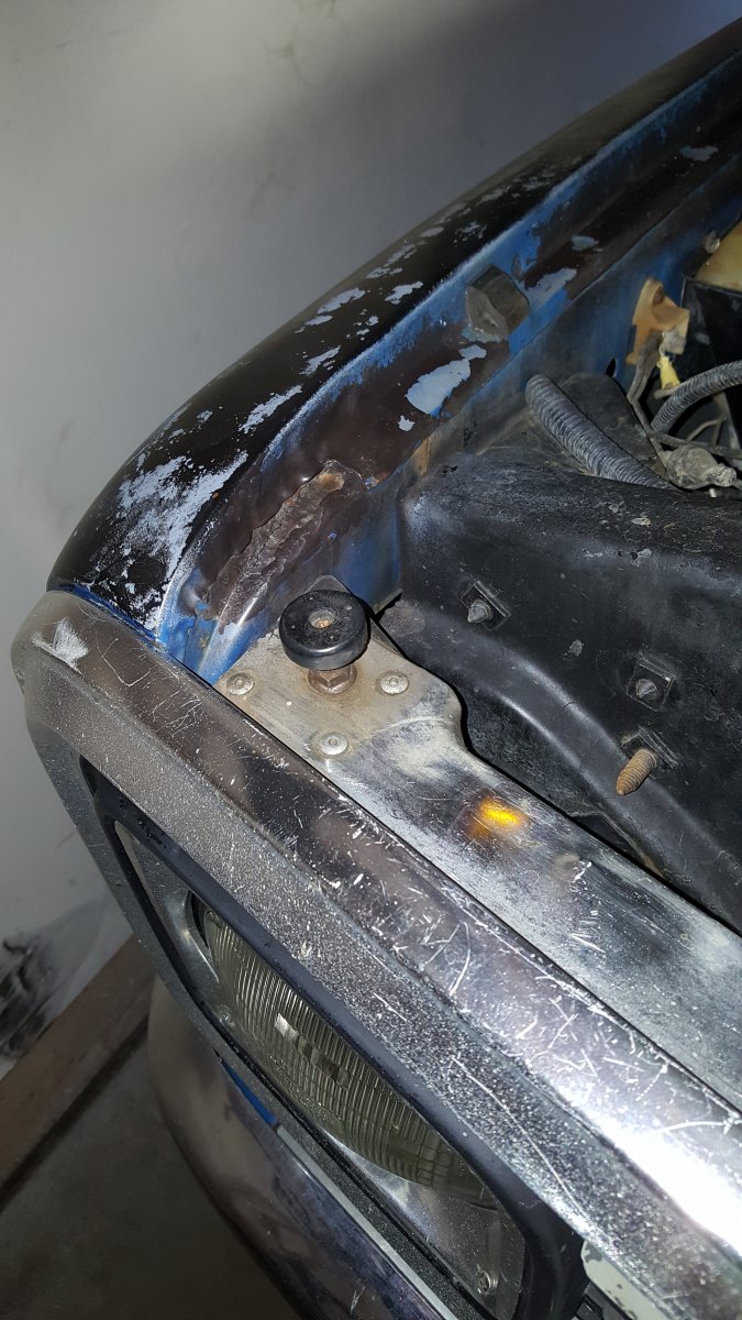 inner passenger side fender
