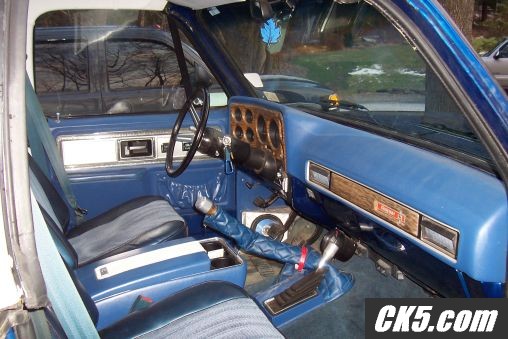 int. check out knobs