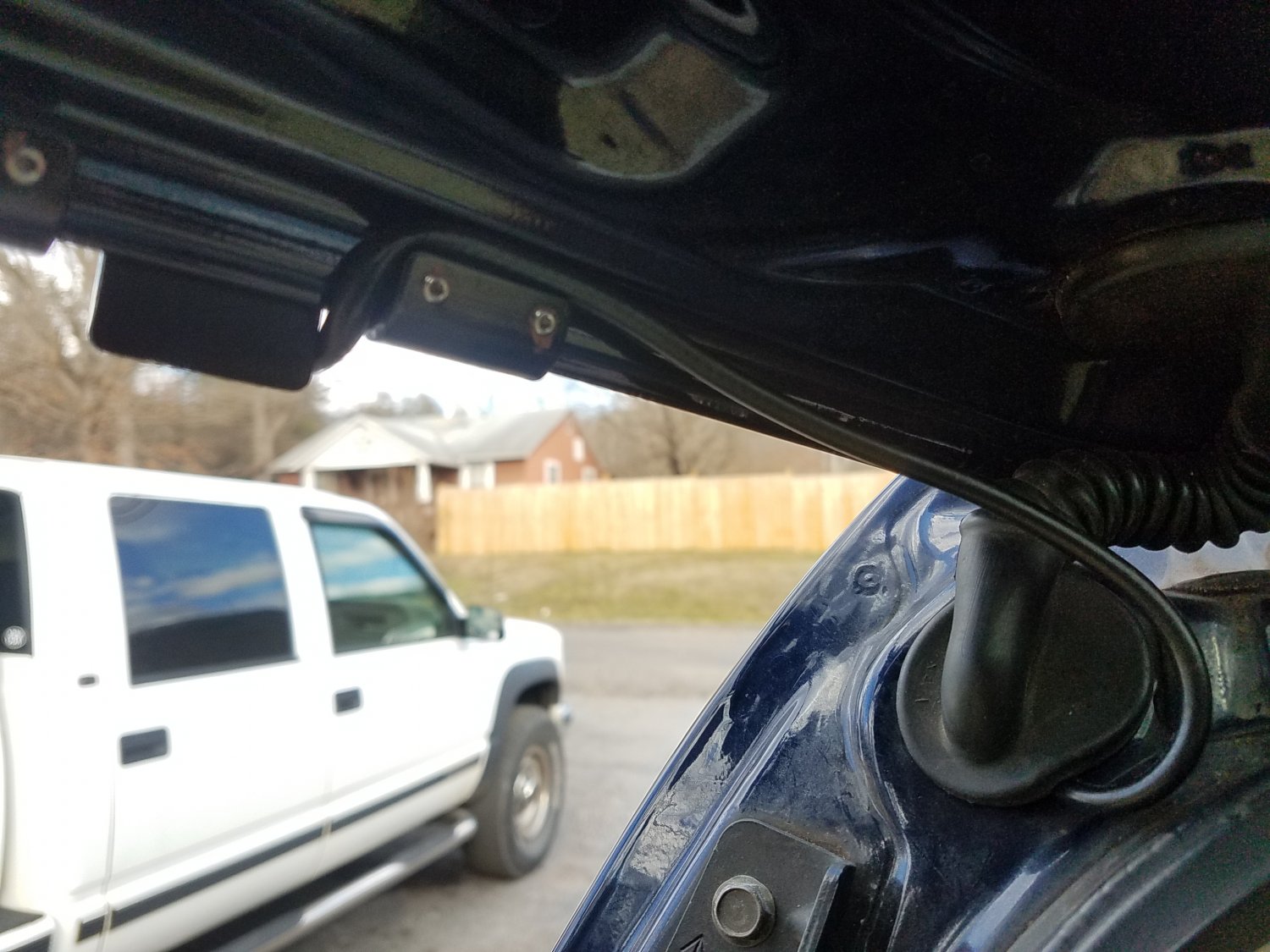 lip mount 2