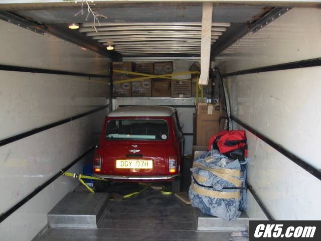 mini_in_uhaul