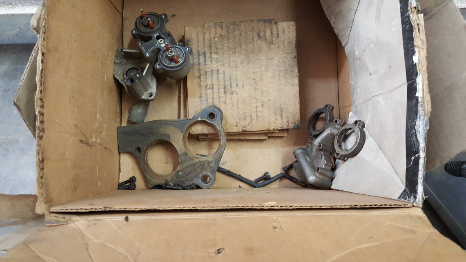 misc pieces with 454 throttle body