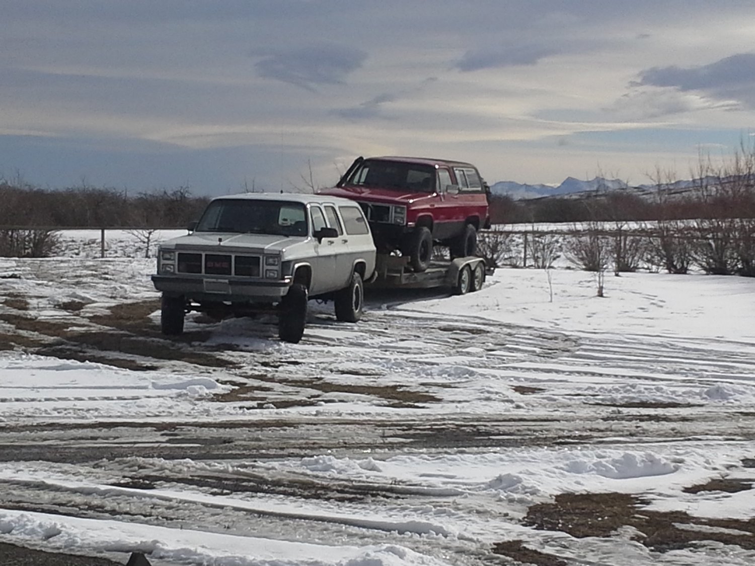 More tow duty reveals I could use another leaf or two in the rear pack
