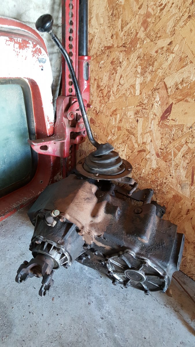 NP205 with TH350 adapter and shifter