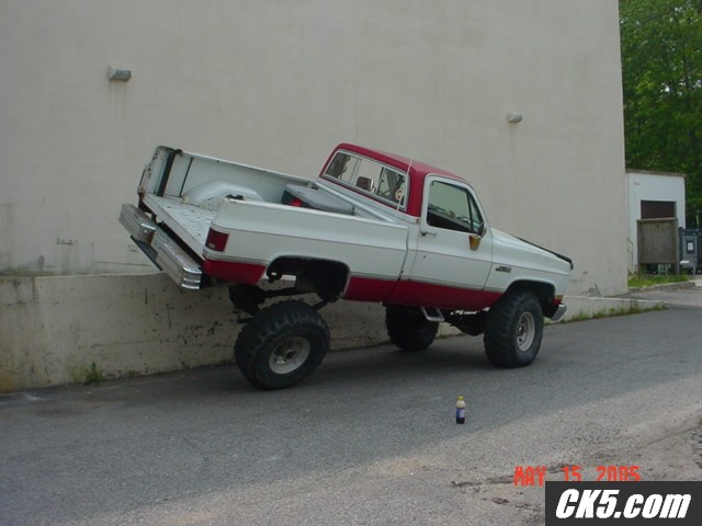parking lot wheelin 3