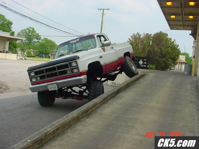 parking lot wheelin 4