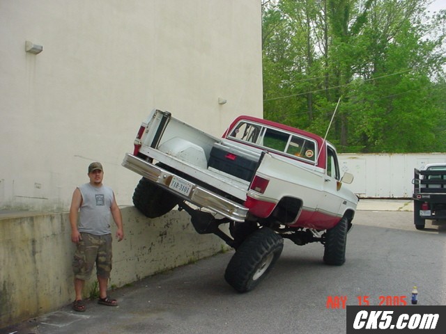 parking lot wheelin 5