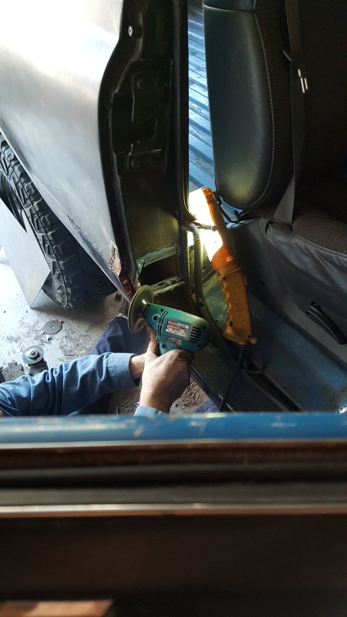 passenger side b pillar 2