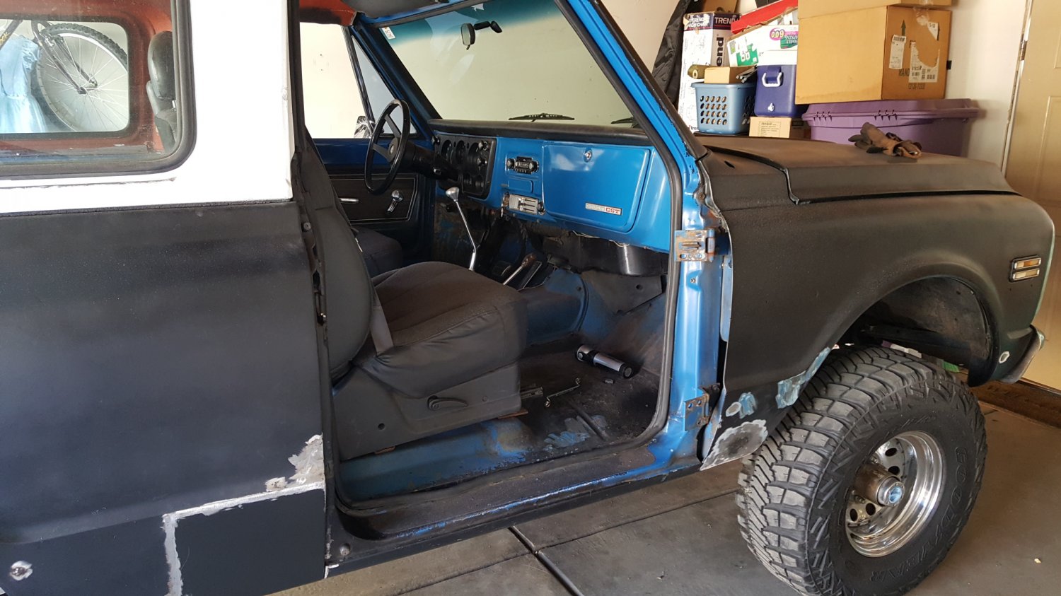 passenger side door off