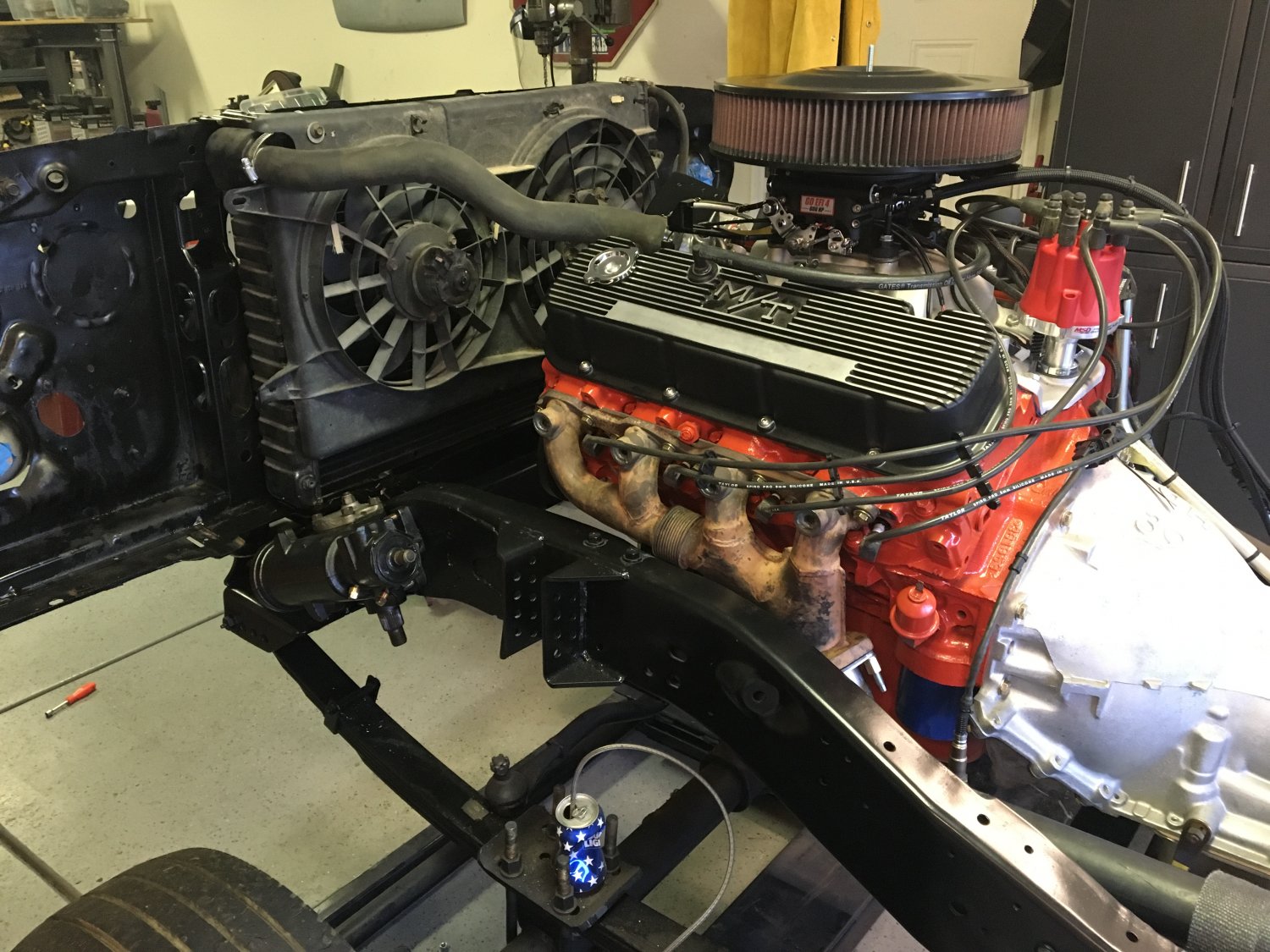 rad support and cooling system installed