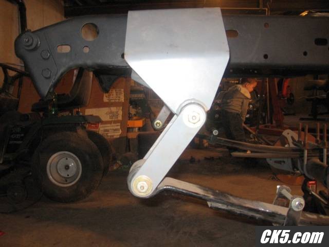 Rear shacle droop