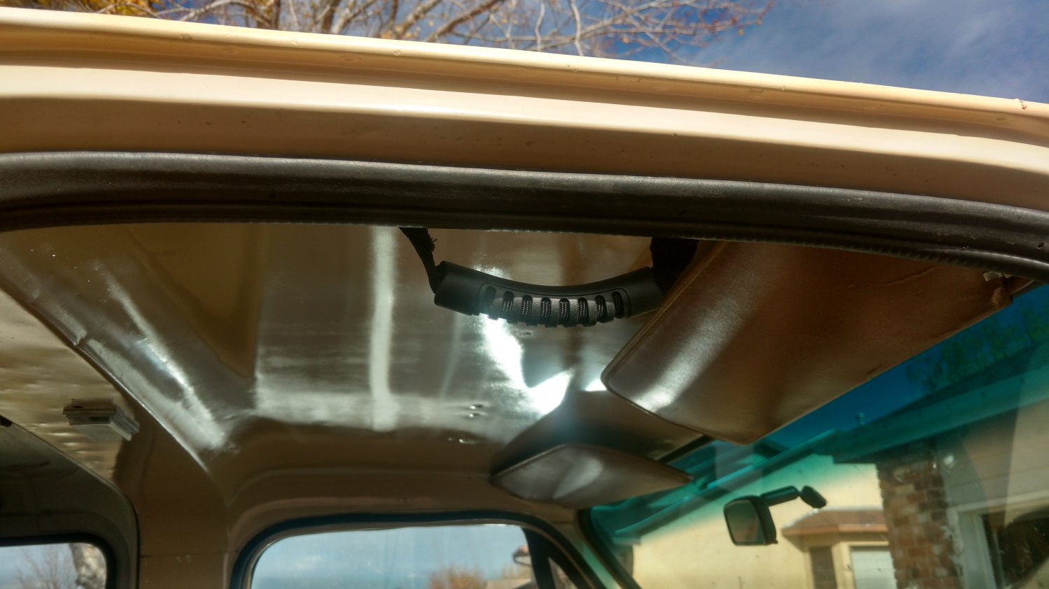 roof handle 2