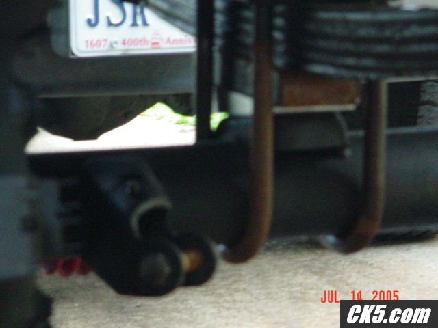 SD front shock mounts