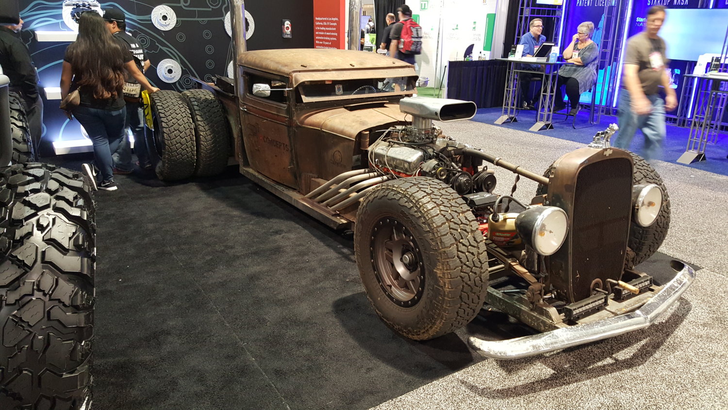 Sema2017-104