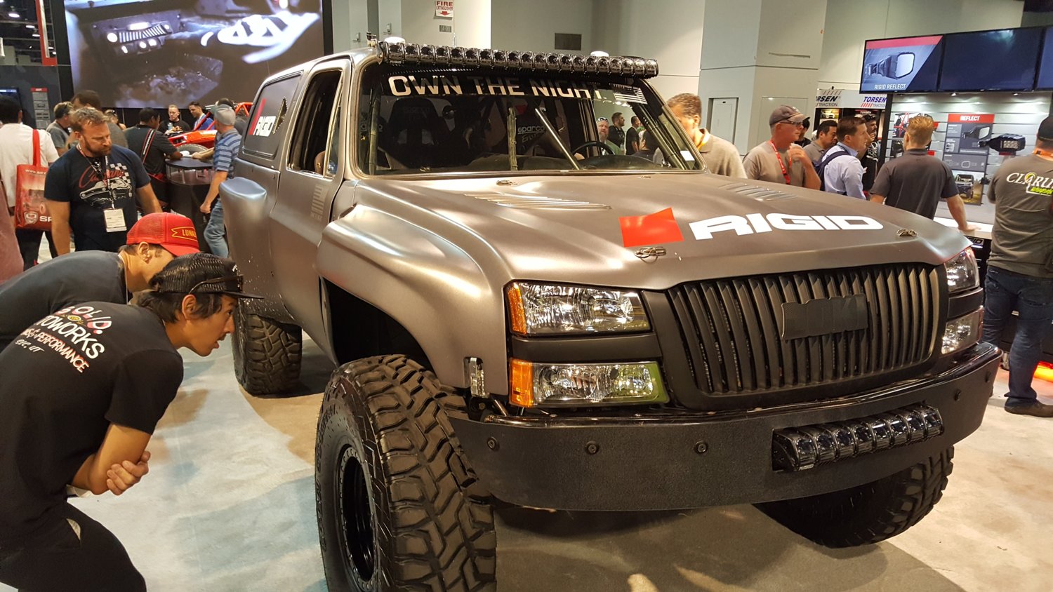 Sema2017-108