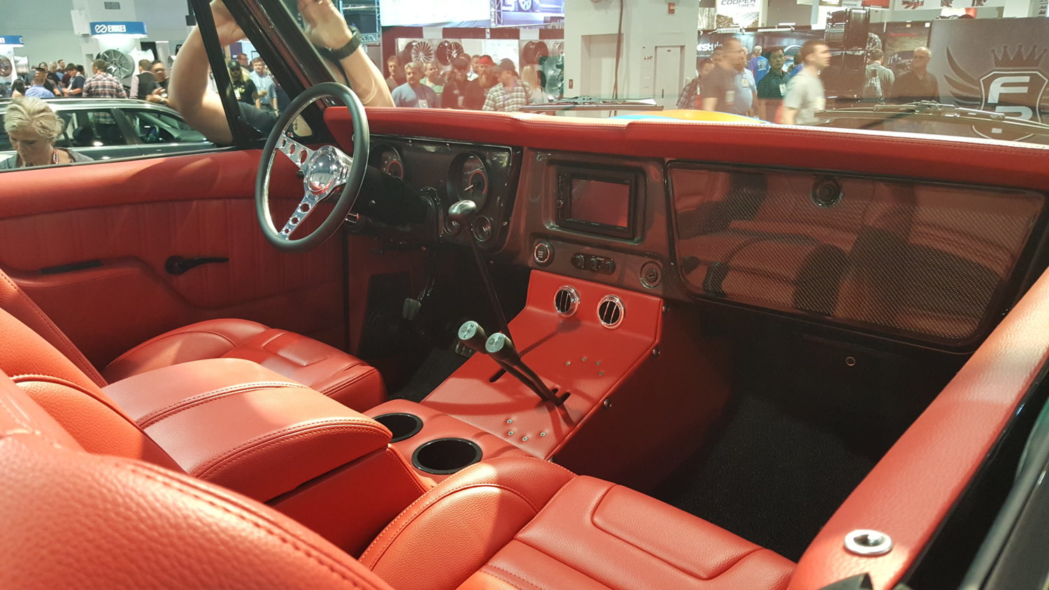 Sema2017-124