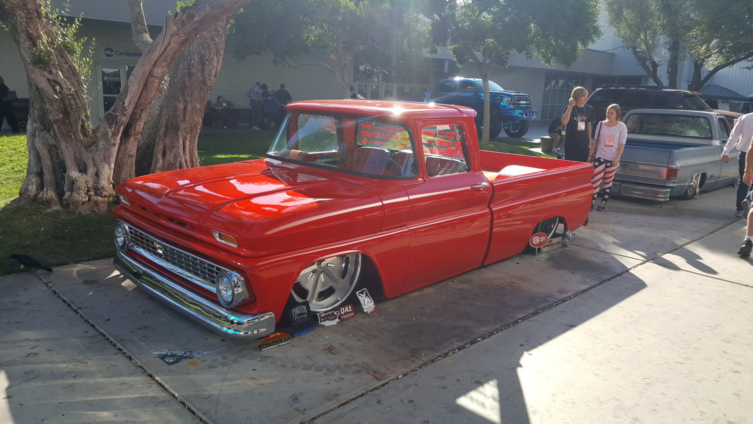 Sema2017-35