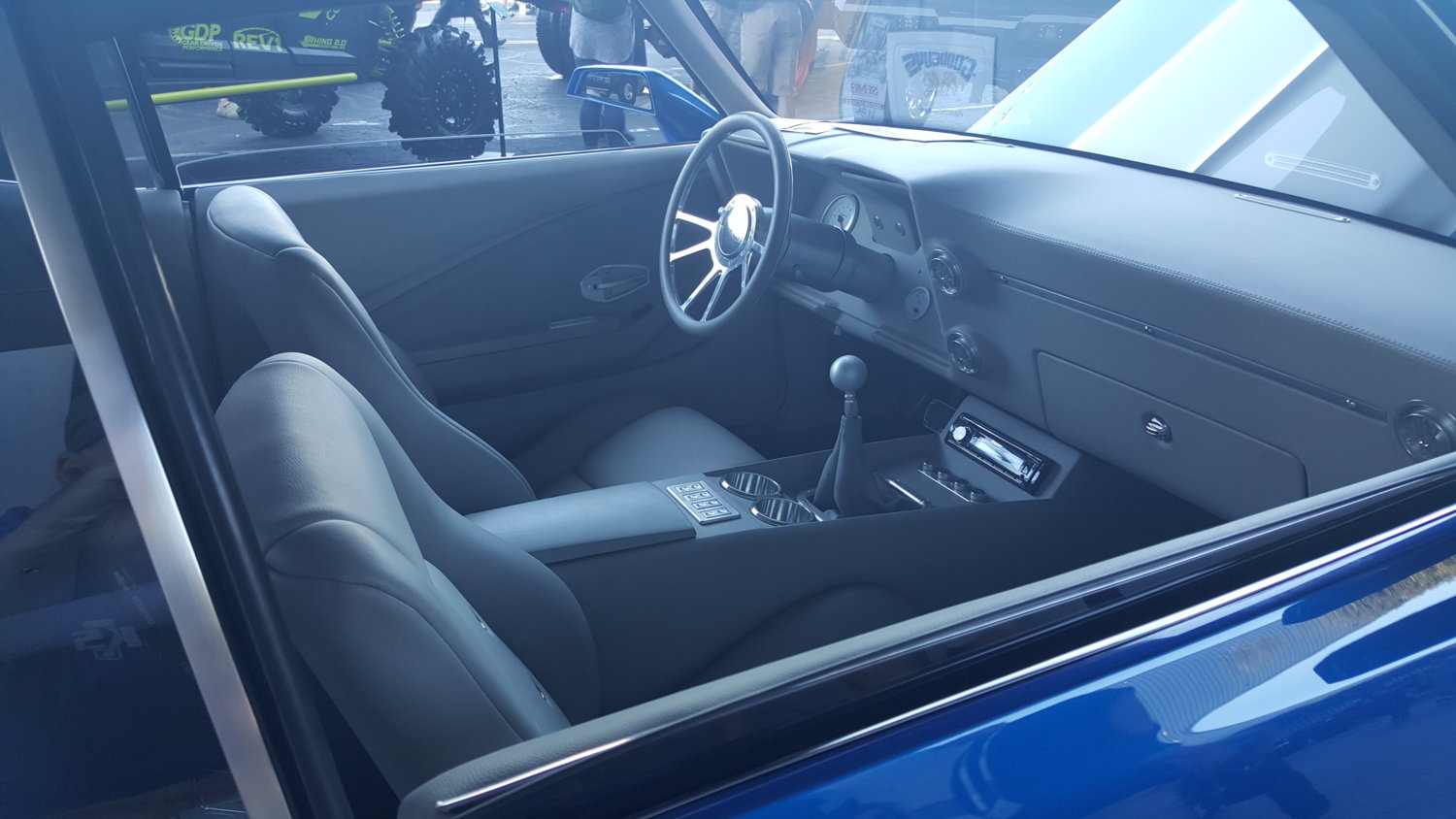 Sema2017-43