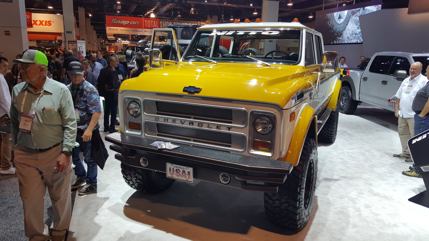 Sema2017-83