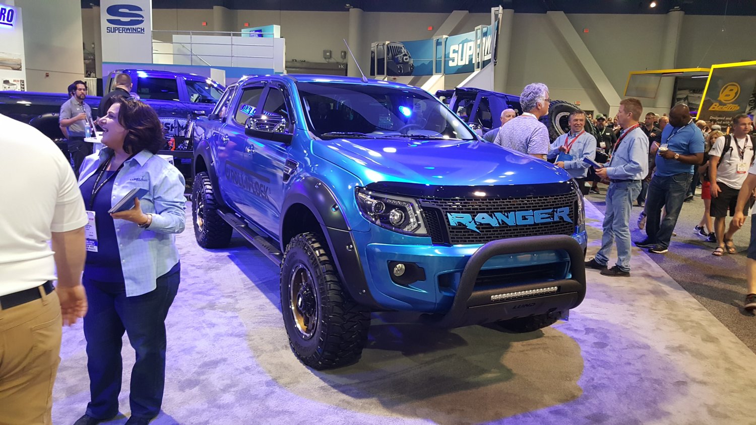 Sema2017-90