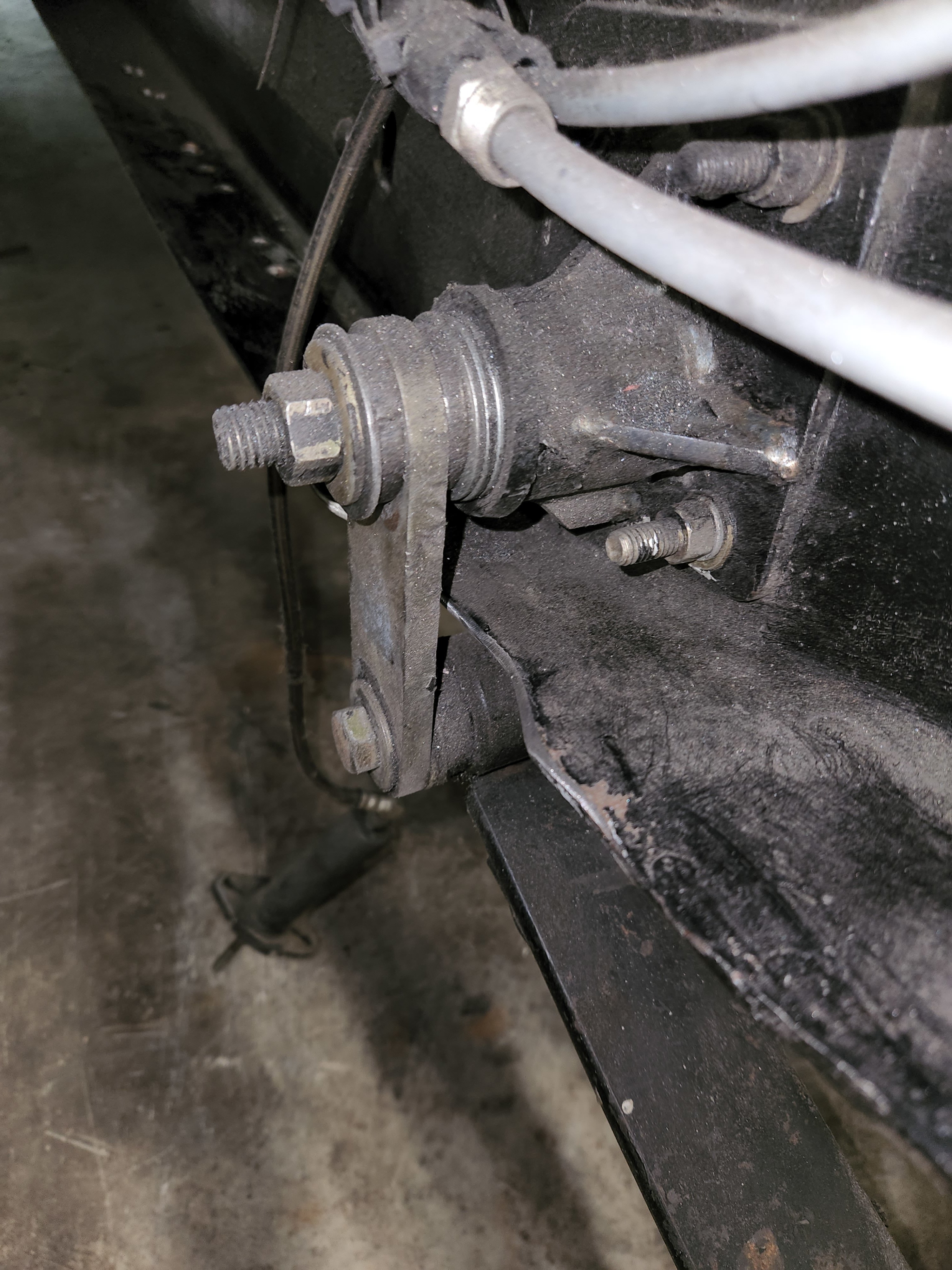 Shackle