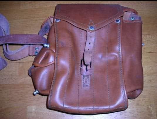 Tan Vinyl 5 Cell Scout Front.jpg
