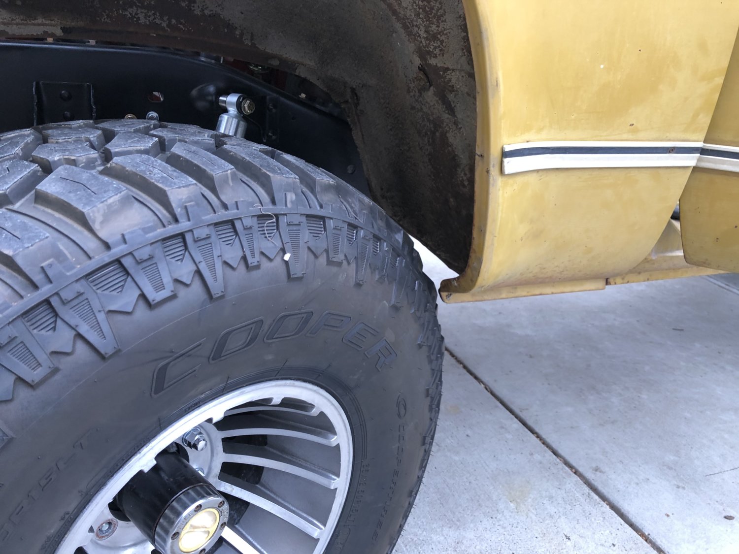 tire clearance