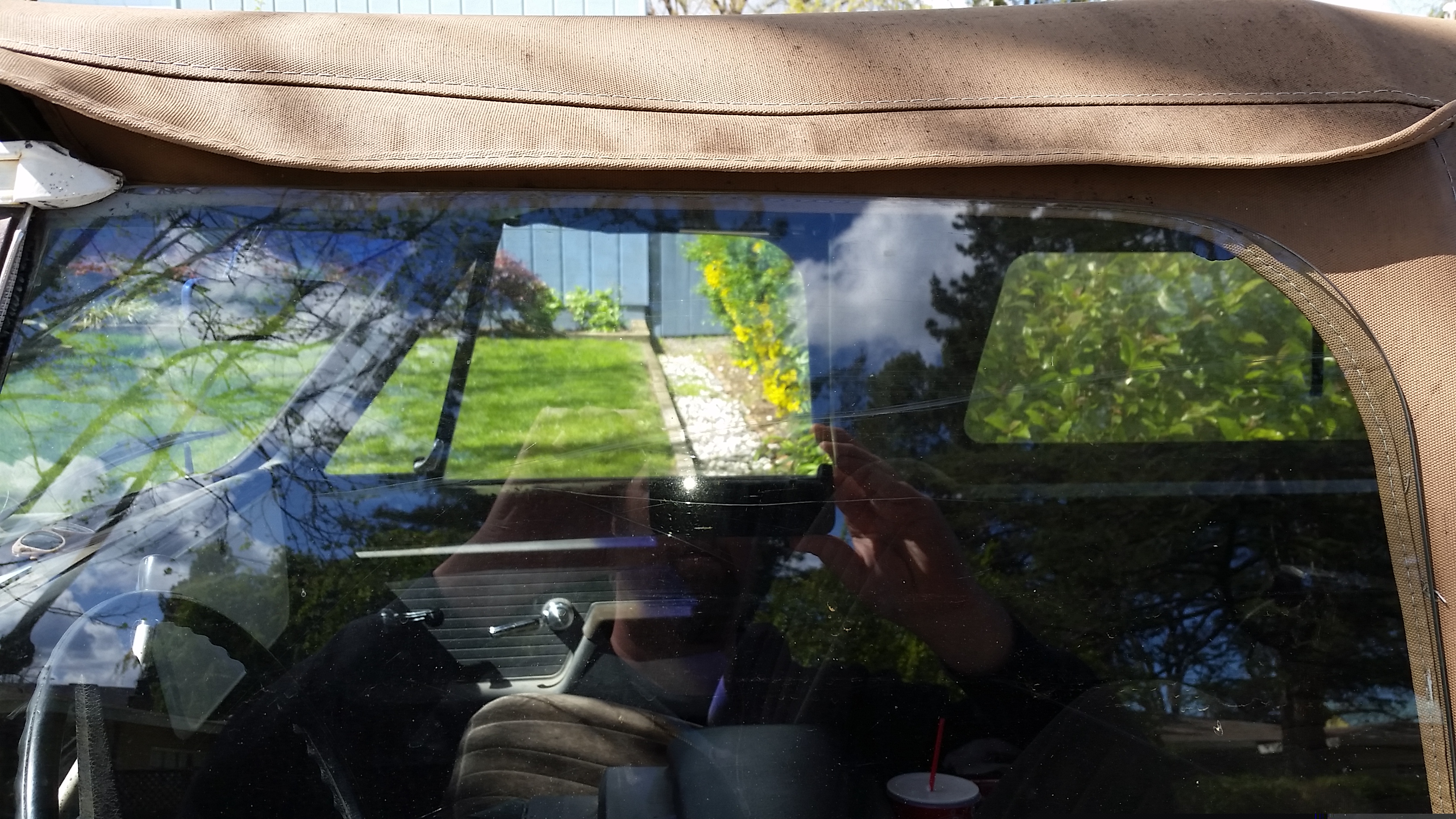 window rolled up BEFORE door is closed 2
