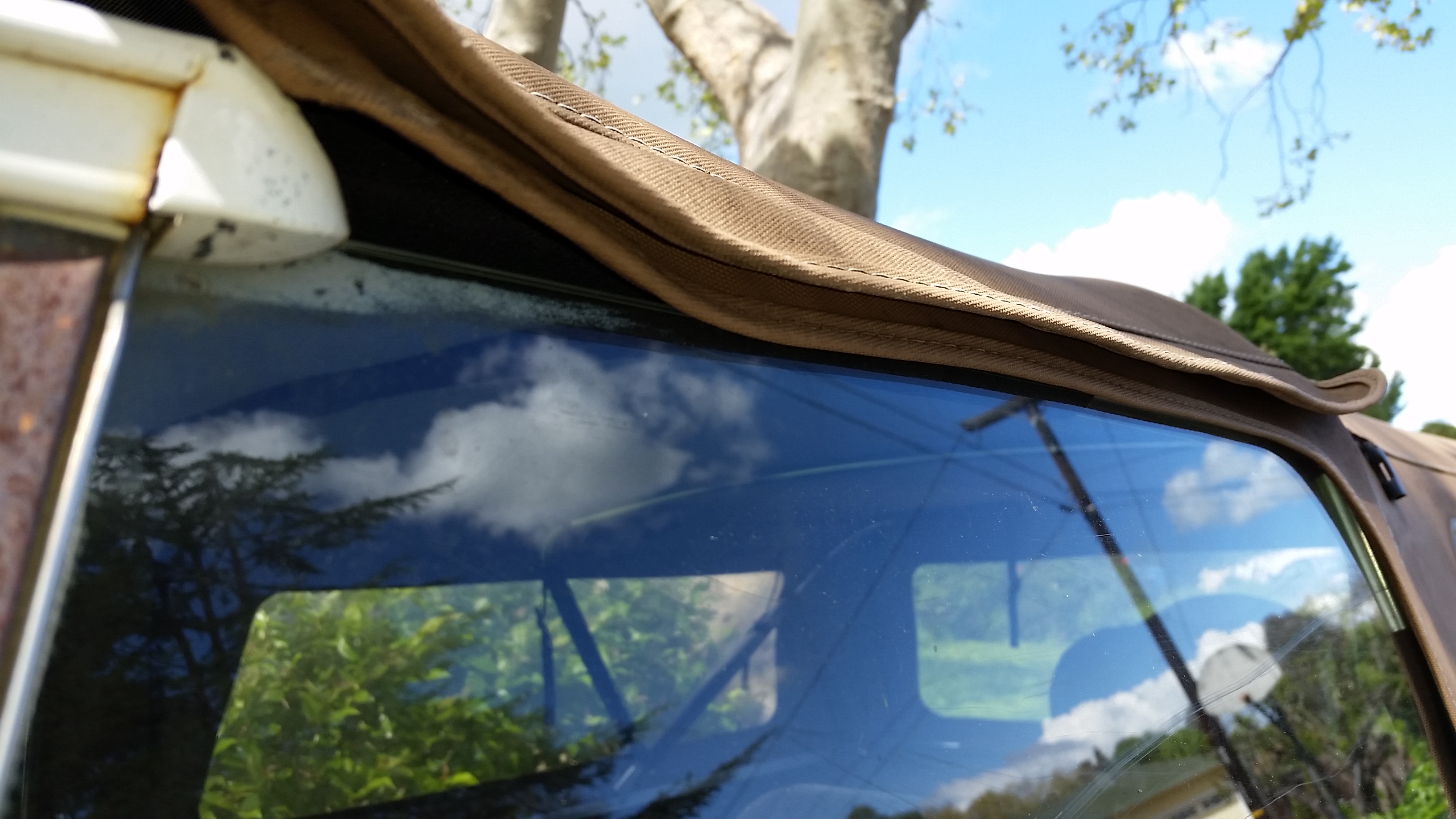 window_top_outside