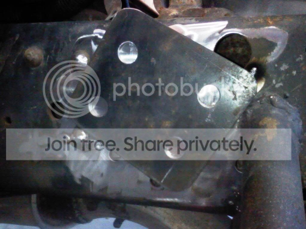 fishplateonframe2.jpg