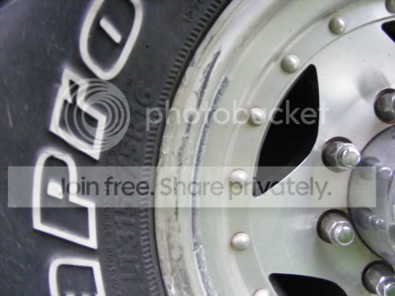 damagedwheel-005.jpg