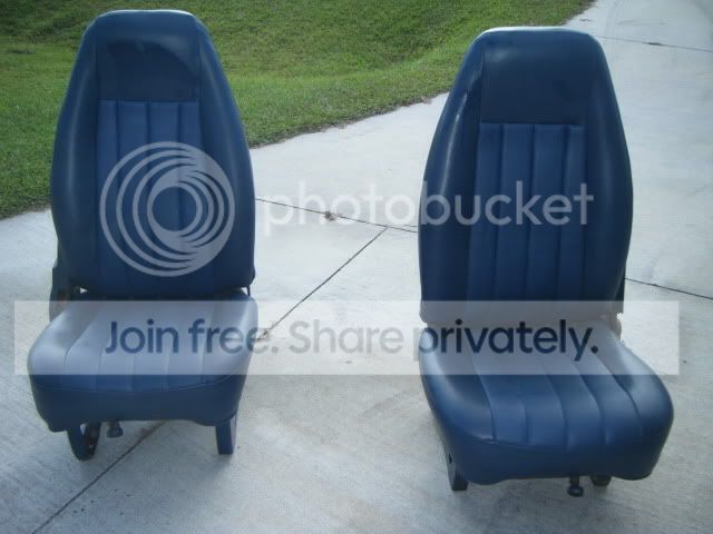 2009_1003Seats0043.jpg