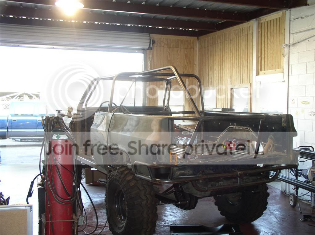 cage03.jpg