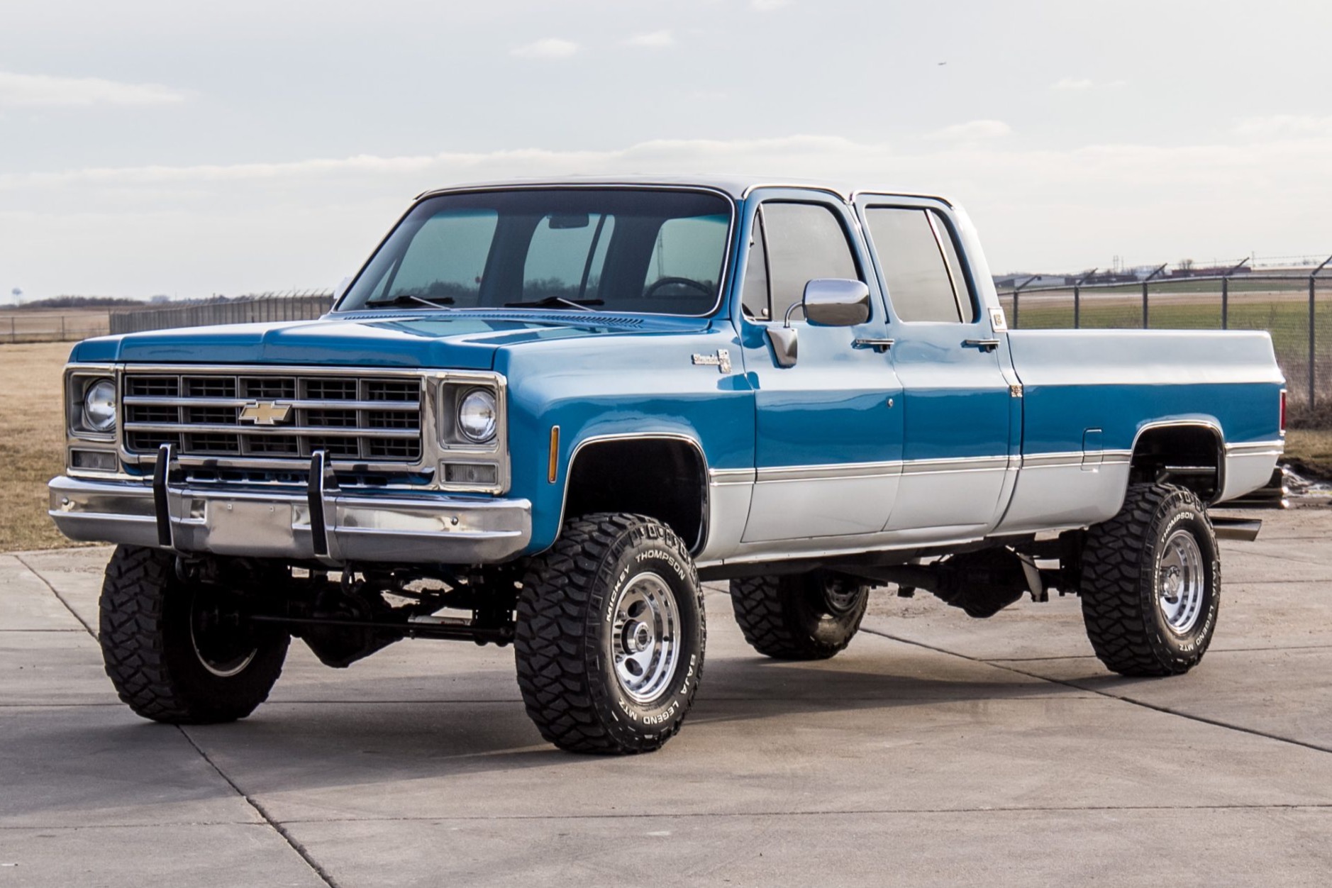 bringatrailer.com