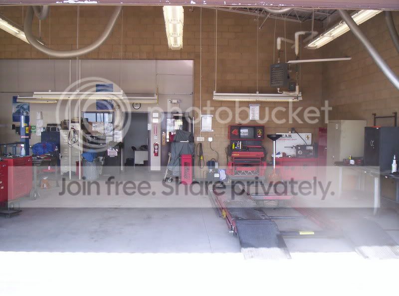 shop005.jpg
