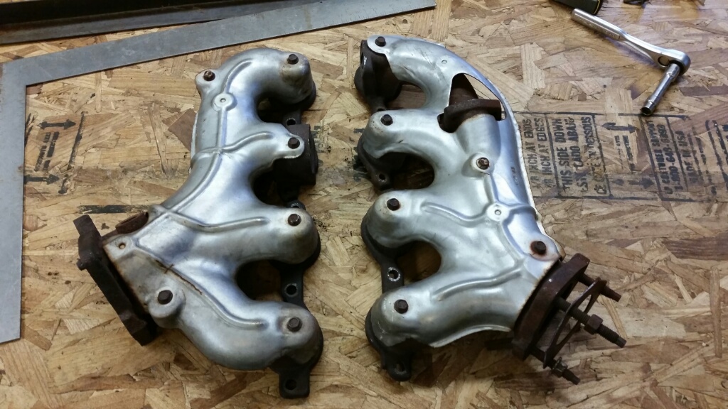 Camaro_exhaust1.jpg