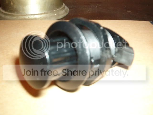 latch002.jpg