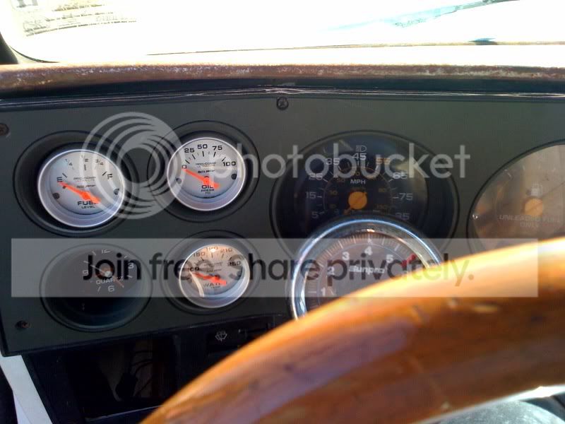 gauges.jpg