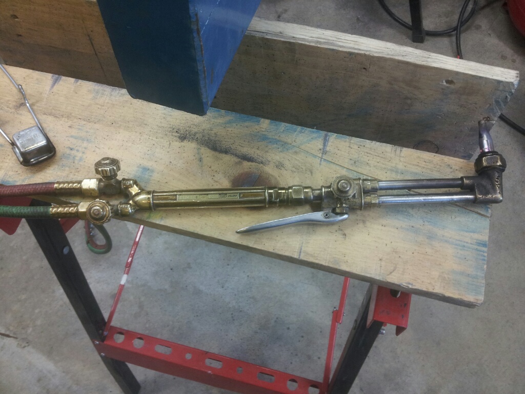 Victor_torch.jpg