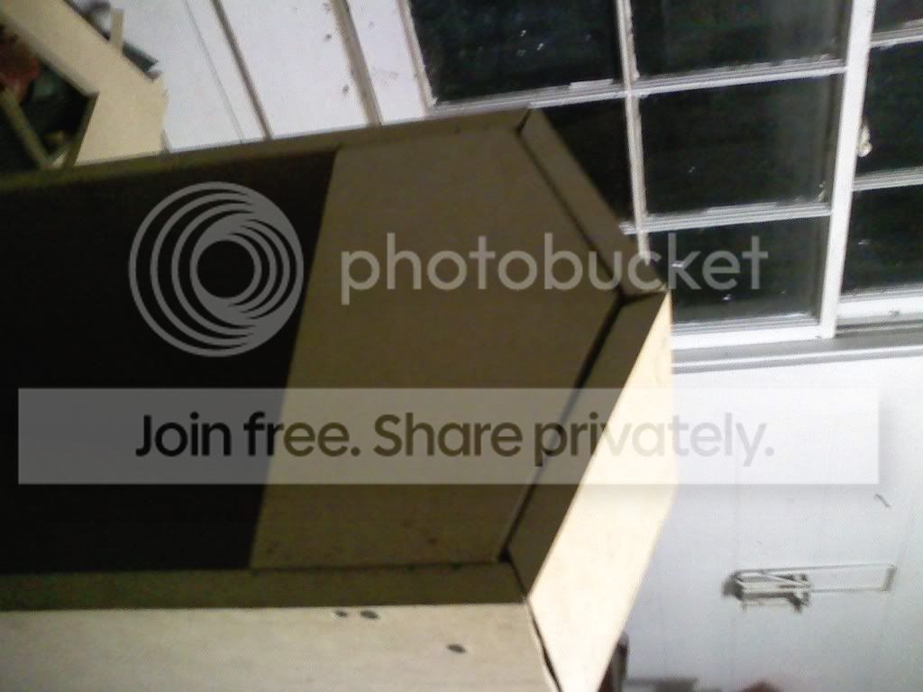 1219090043-00.jpg