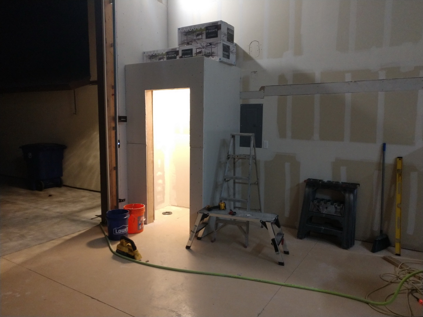 Bathroom-05.jpg
