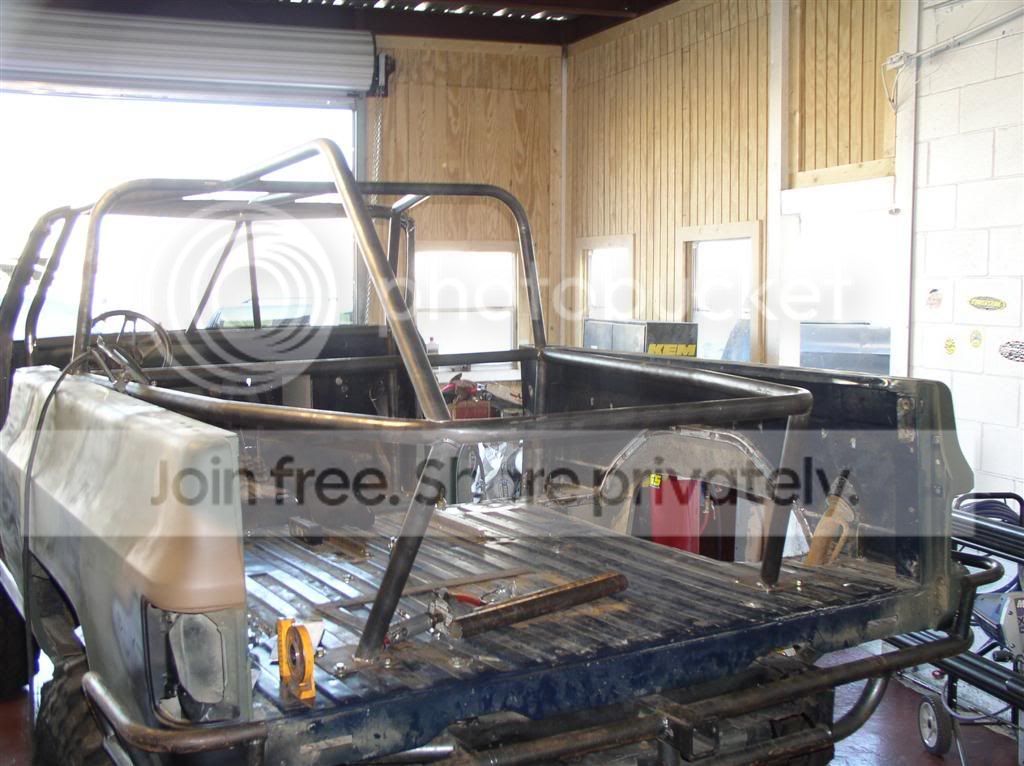 cage10.jpg