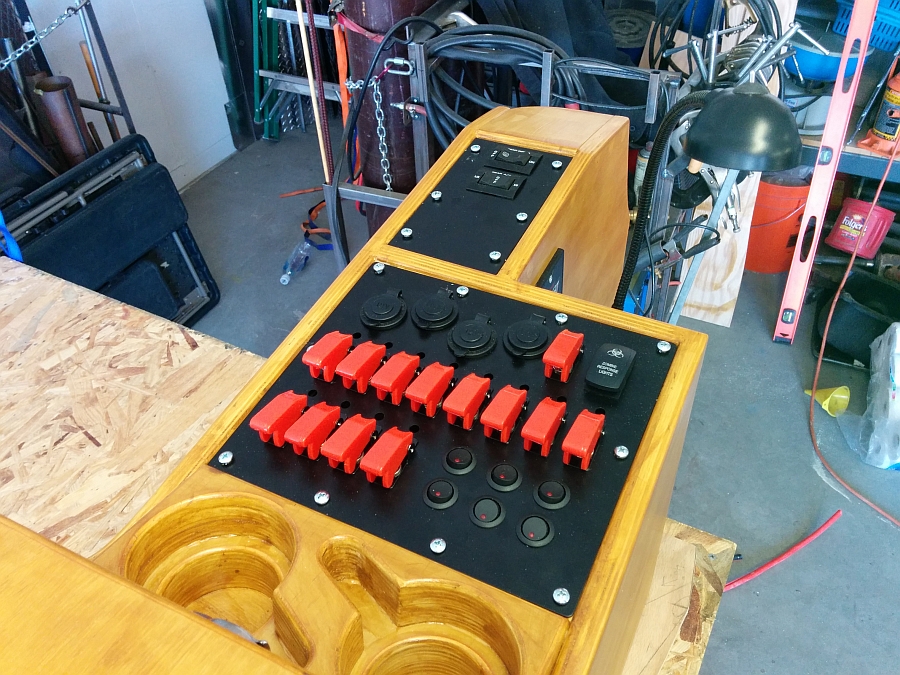 centerconsole-052.jpg