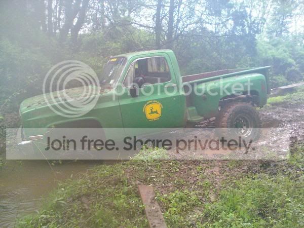 mudtruckstuck.jpg
