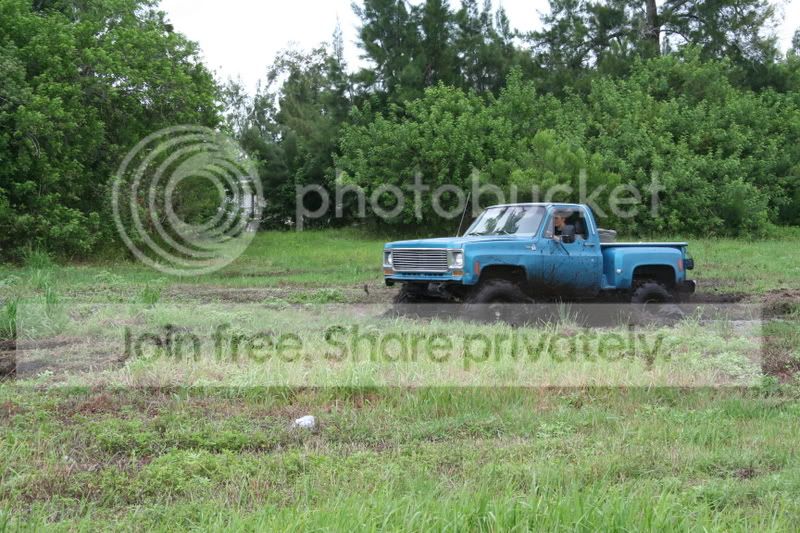 mudtruck018.jpg