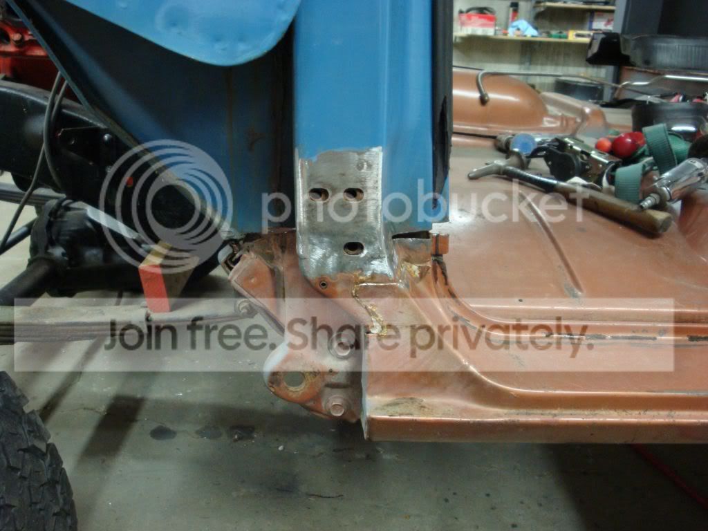 DSC02935DriversLowerPillar.jpg