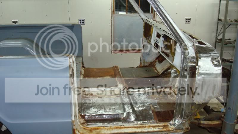 Interior100empty.jpg